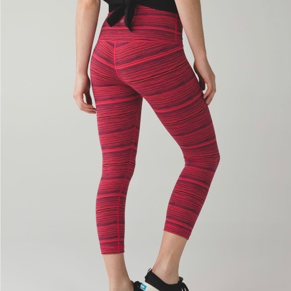 Lululemon Wunder Under Crop (Hi-Rise) Cyber Boom Juice Alarming size 4 - Picture 3 of 12